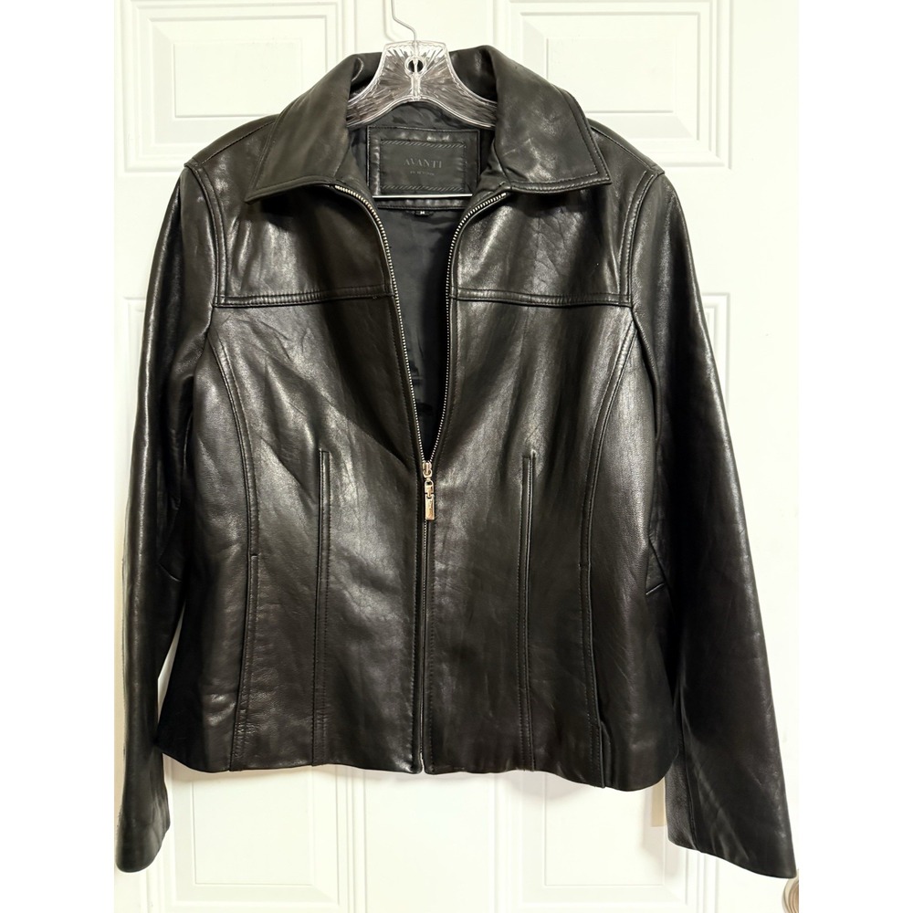 Avanti 100% Leather Black Jacket Women's SZ Medium Soft Full Zip Chic Edgy